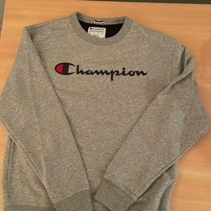 Champion heather grey crew neck. Size M